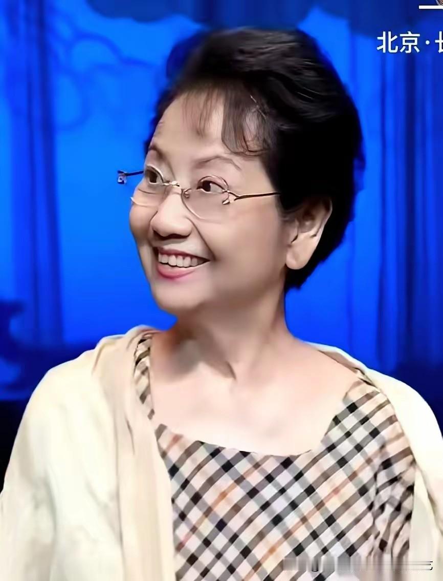 老辈名家躬身站台，戏曲传承自有温情
 
 
“蕴玉·清辉”郭玮程派经典剧目展演落