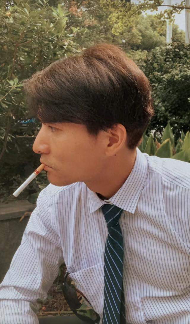 四川泸州小伙撞脸刘德华走红，网友直呼：这也太像了吧！
