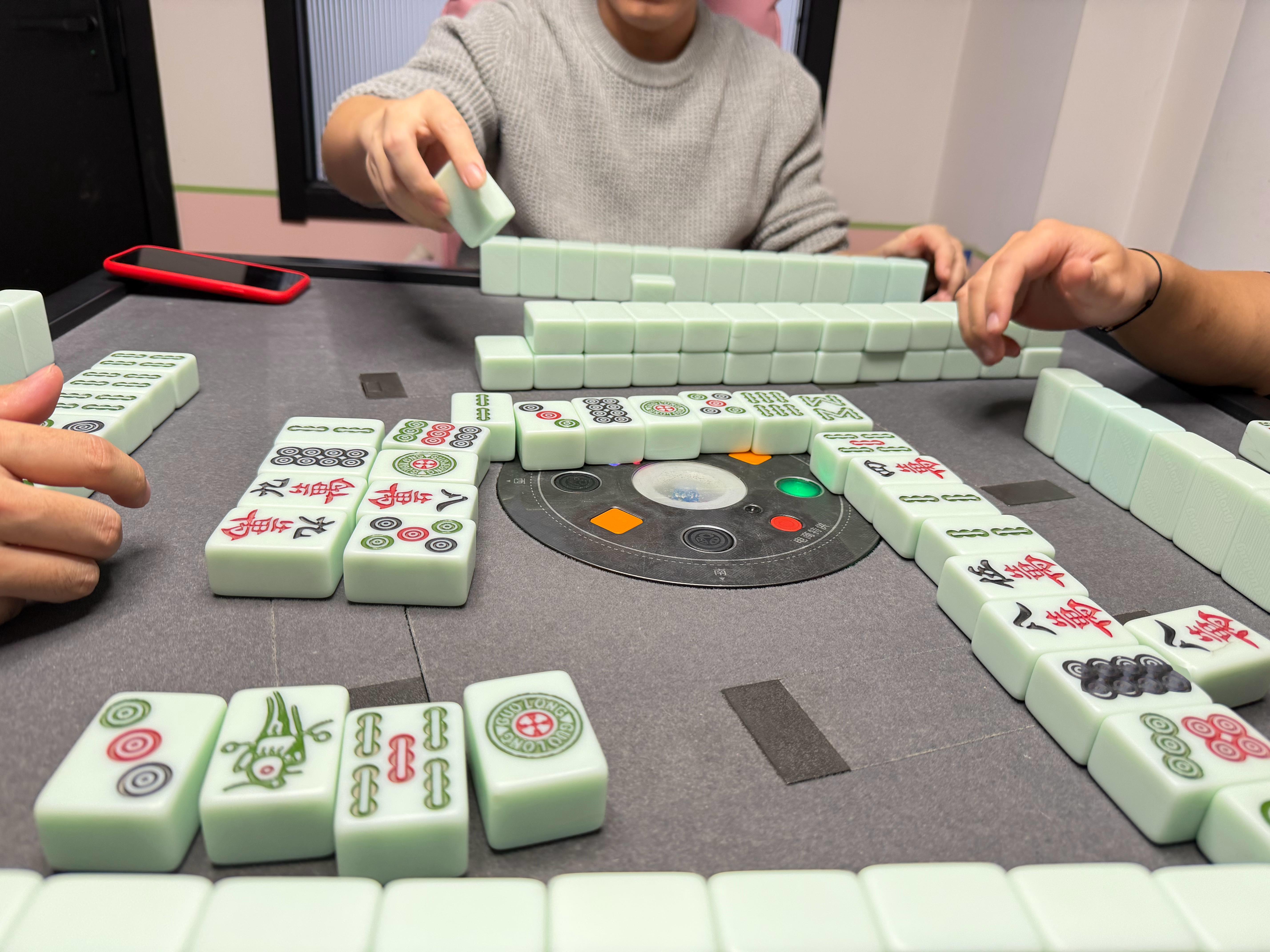 这两天刷抖音全部都是“负能量”视频。不是说他们说的不对。而是因为他们说的太对了。