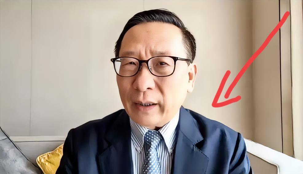 今年被这个男人圈粉！
他的国际交流气场，真的太绝了
 
今年被高志凯教授彻底圈粉