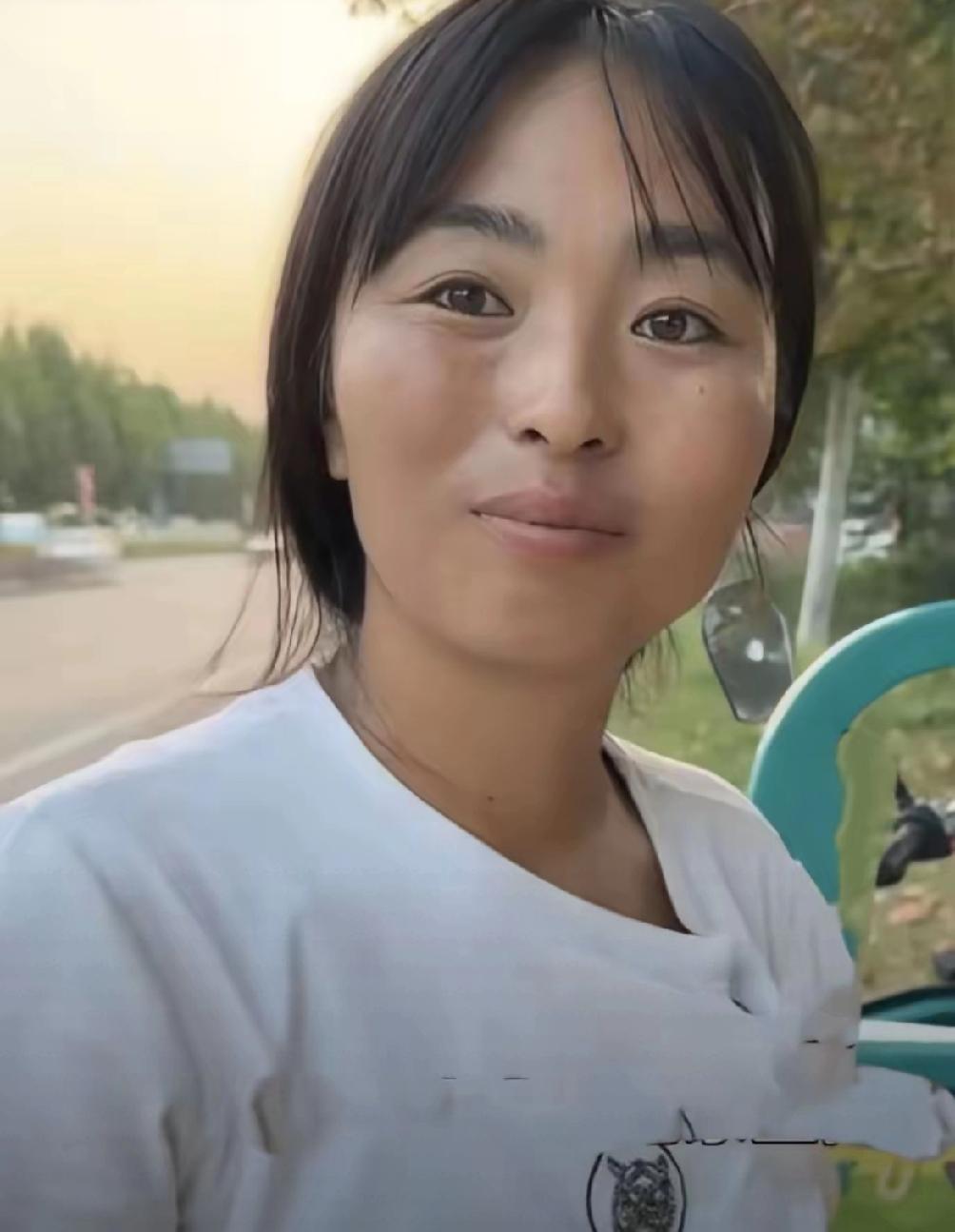 2021年冬天，河南商丘，90后女子22岁嫁人，生俩孩子，大伯哥因故不幸离世。谁