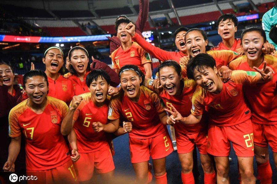 中国女足vs中国港女014亚运女足赛事方向：主胜年龄：5-0 6-0 7-0进球