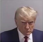 美国政府停摆对民众生活的影响是多方面的，以下是一些具体的影响：

 1. **联
