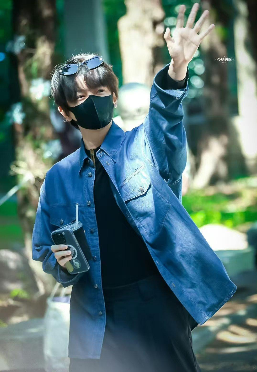 丁禹兮司宫令最后一天进妆 丁禹兮今日进妆上班路透🈶，最后一天上班，祝赵皑杀青大