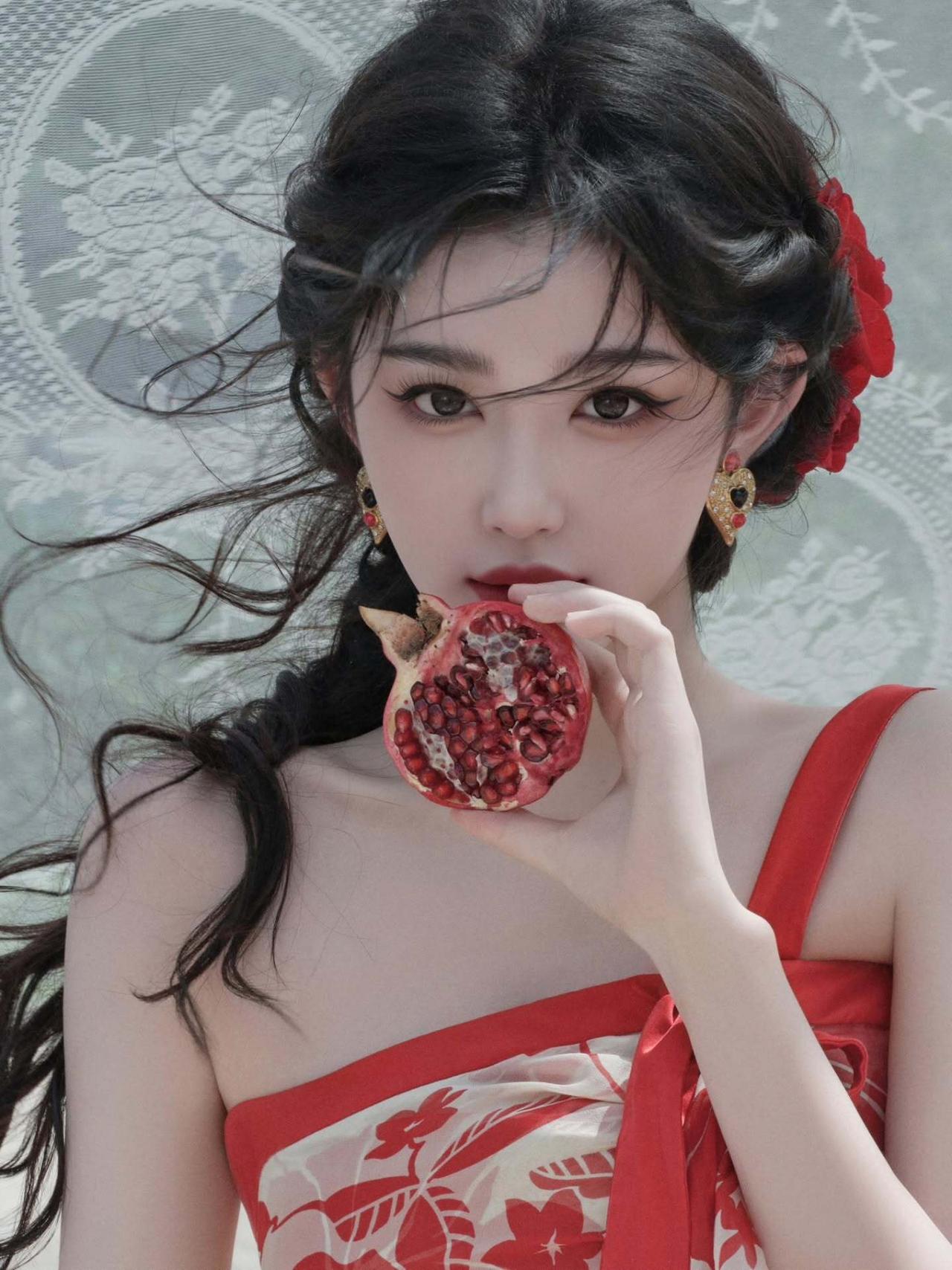 孔雪儿画报，优雅妩媚！