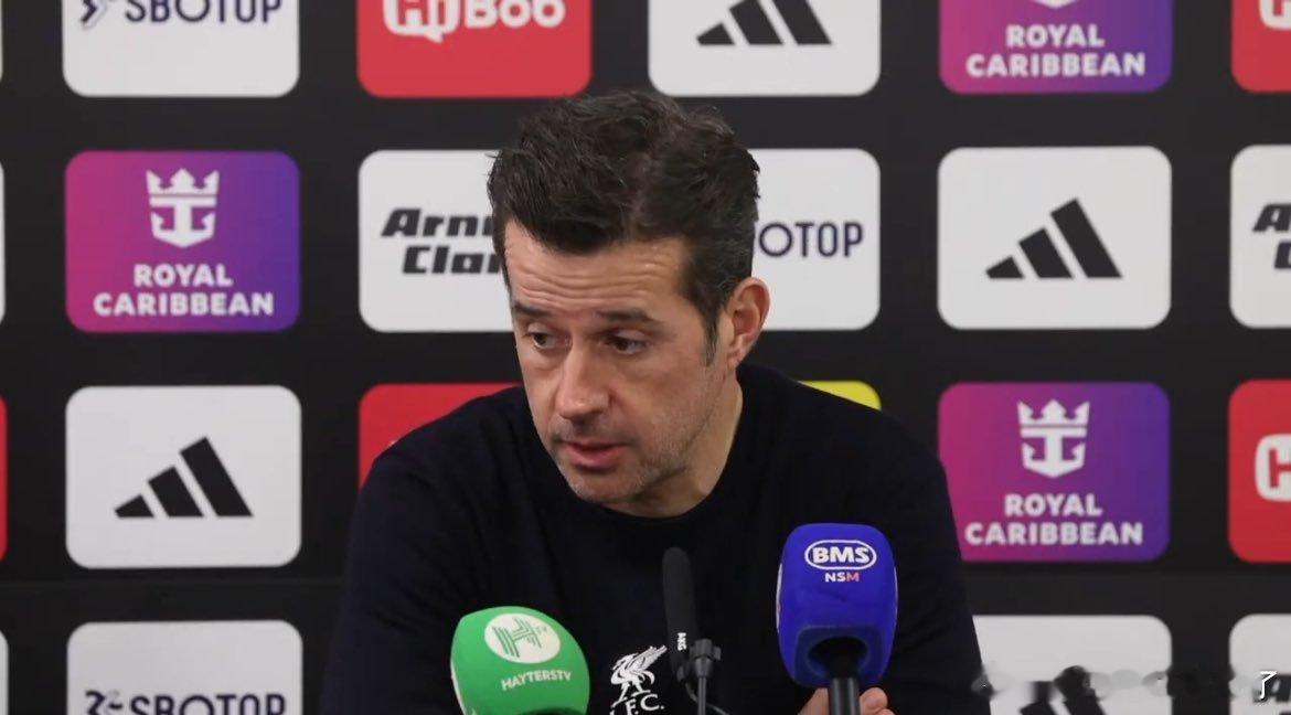 富勒姆主帅马尔科·席尔瓦："我当时也认为那球越位了，我相信场上所有人都是这么想的