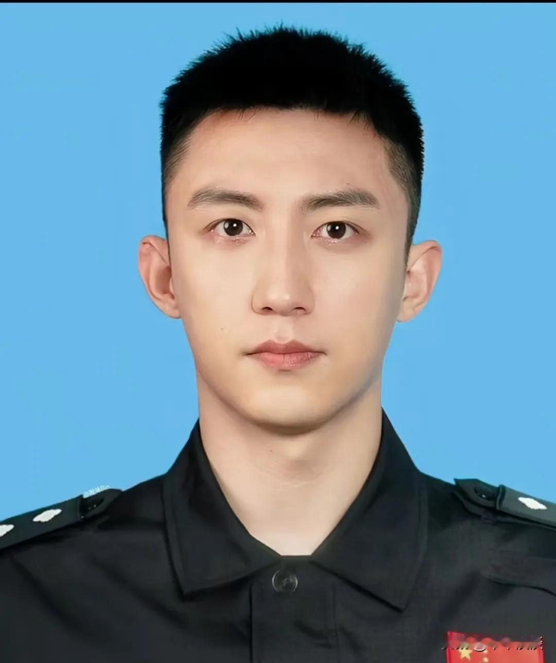 黄景瑜300万一张太空船票刷屏，
所有人都在吵票价太离谱，
没人真扒明白这趟太空