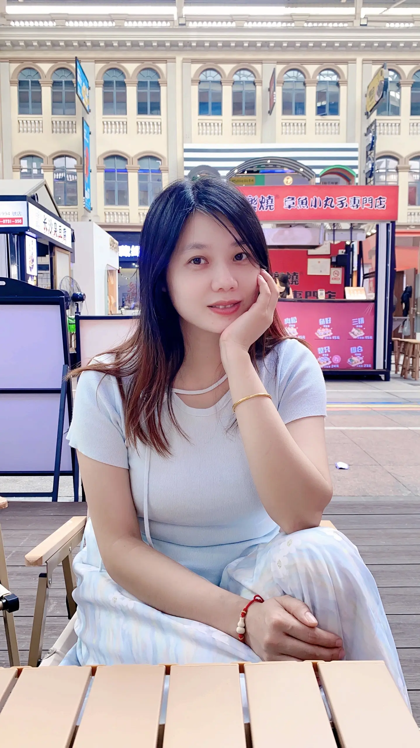 见一面吧，在这滚烫的夏天，见一面就熟了……[耶]