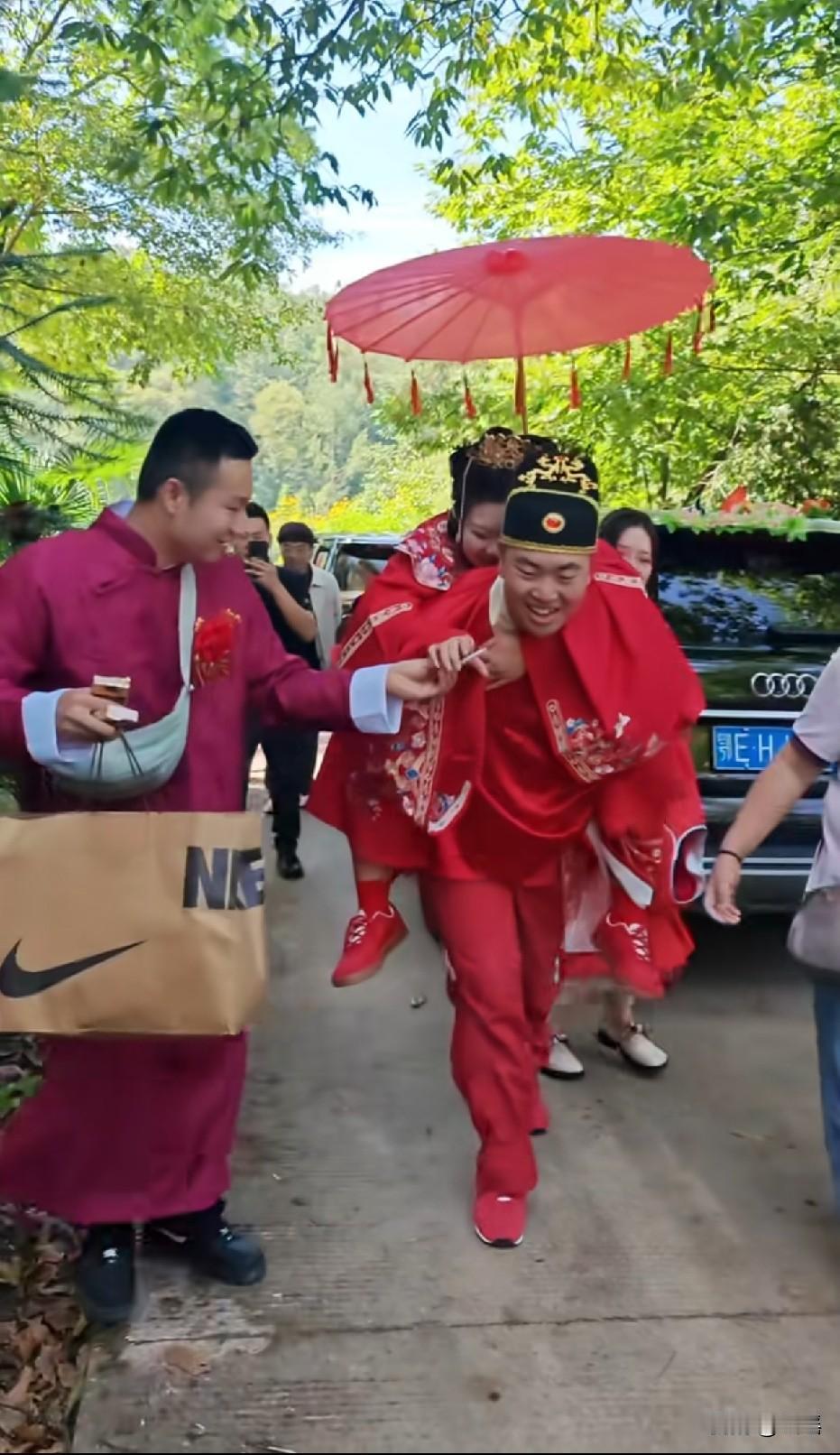 祝侄儿新婚快乐，百年好合，早生贵子