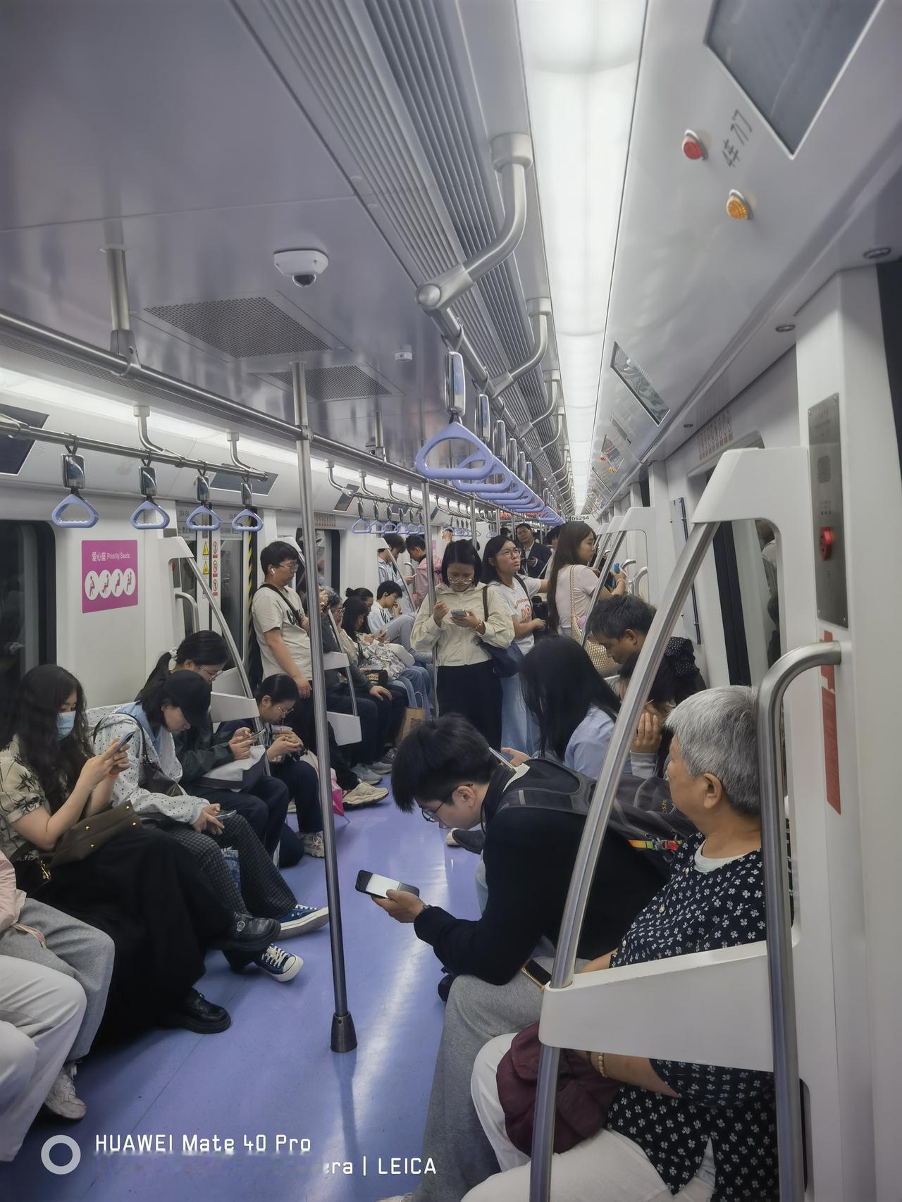 元亨探访！西安地铁客流强度之大是你想象不到的！5月16日（周六）中午13：43分