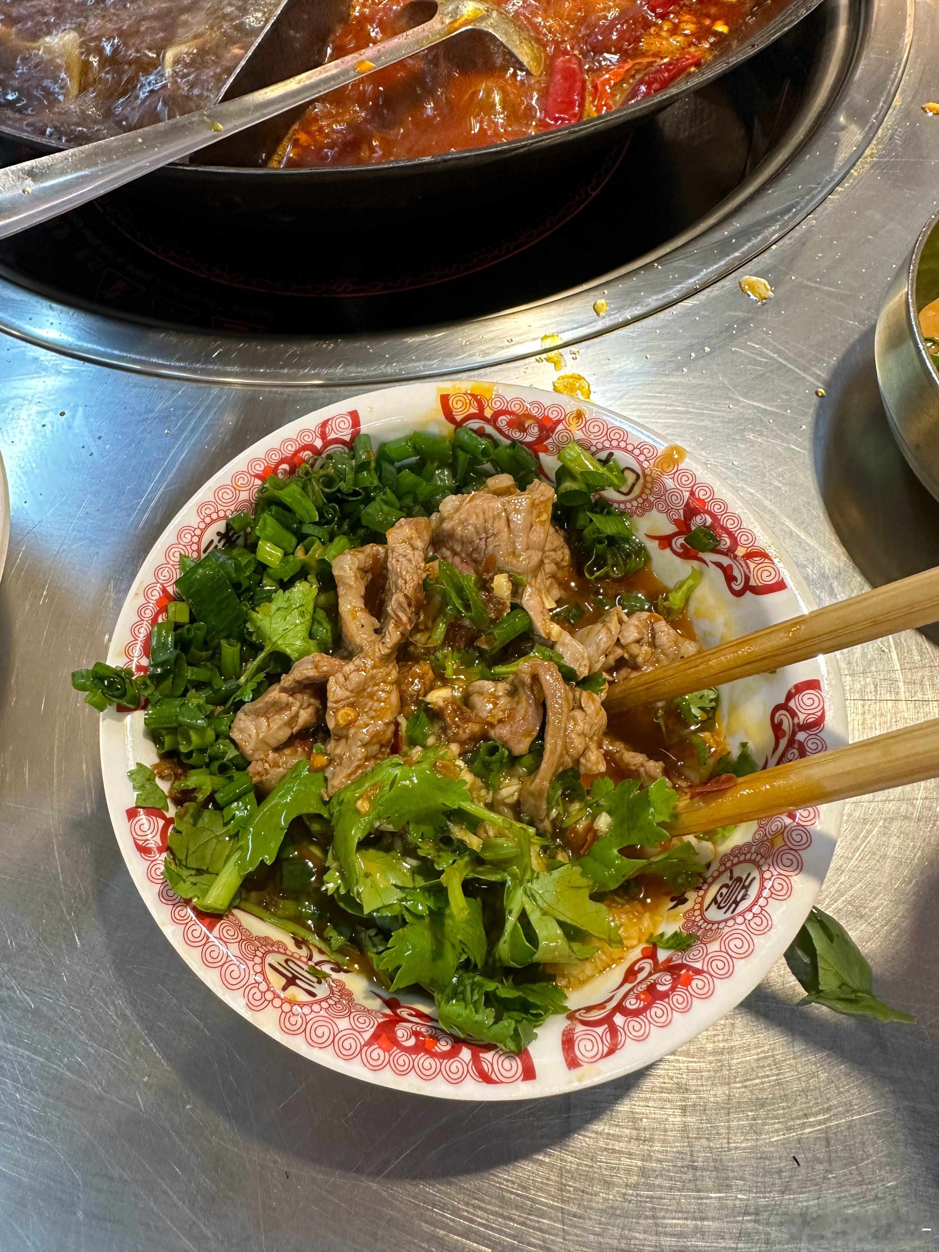 排队排了130分钟，终于吃上了[允悲] ​​​