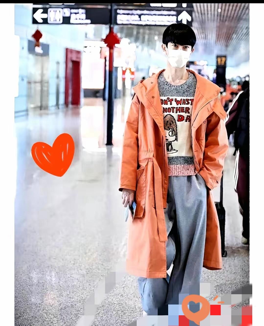 我算是看明白了，有些人真觉得咱们记性差，过几天就能把事儿忘干净？
 
那场17人