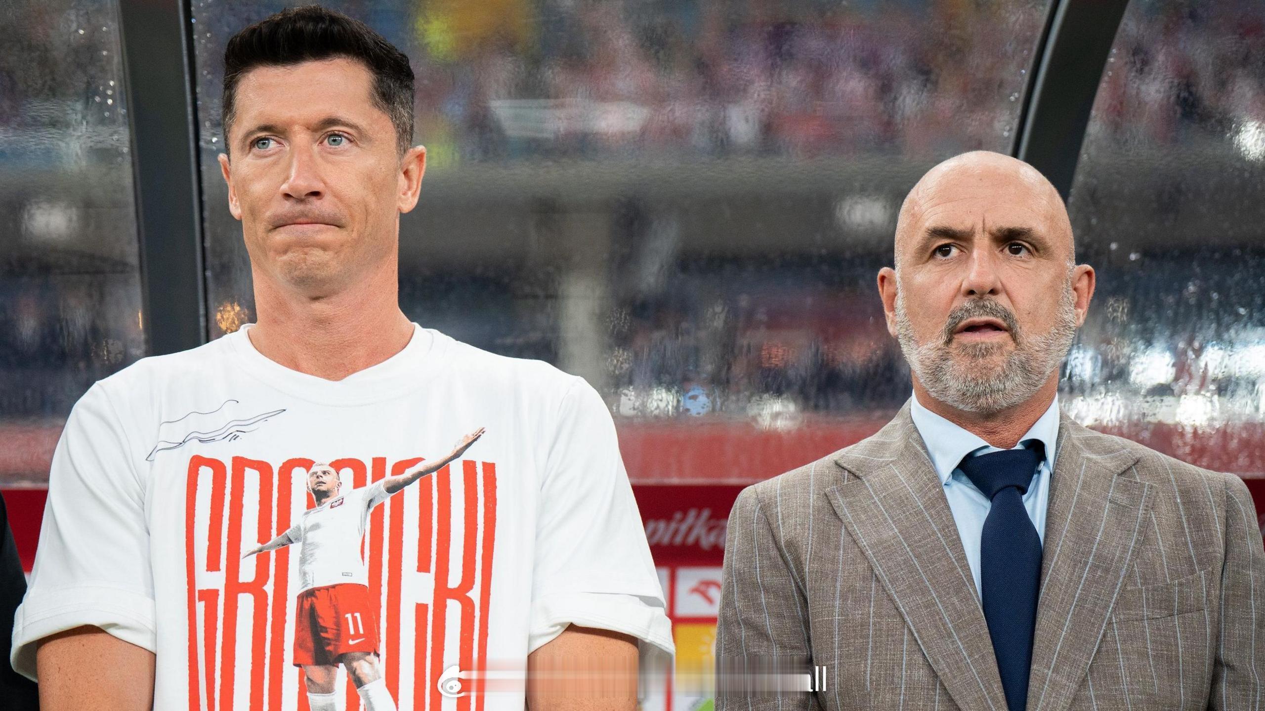 原来入围最后名单的两个外教是普罗别日和拉巴迪亚，那也无怪他俩落选了——估计不少球