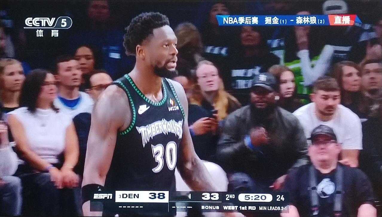 NBA季后赛中，森林狼在主场112:96再次击败了掘金，大比分3:1领先，距离西