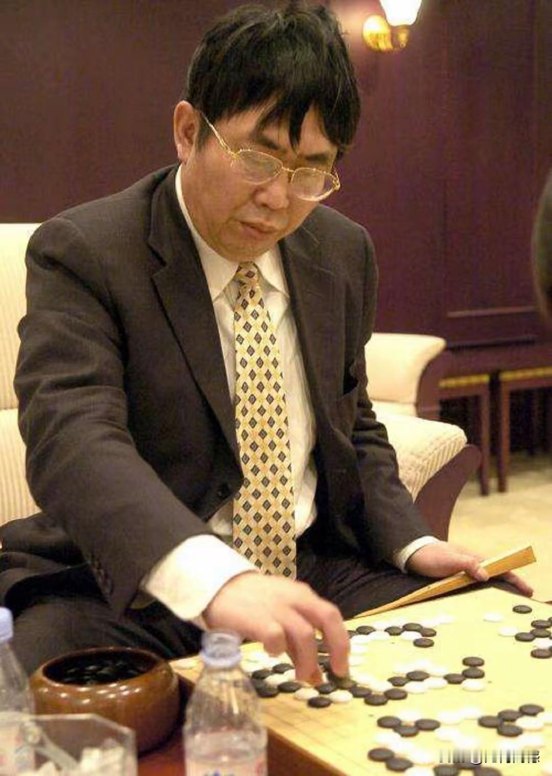 聂卫平先生走了，这对整个围棋界来说，是一个重大的损失。在中国围棋界，唯一被称为棋
