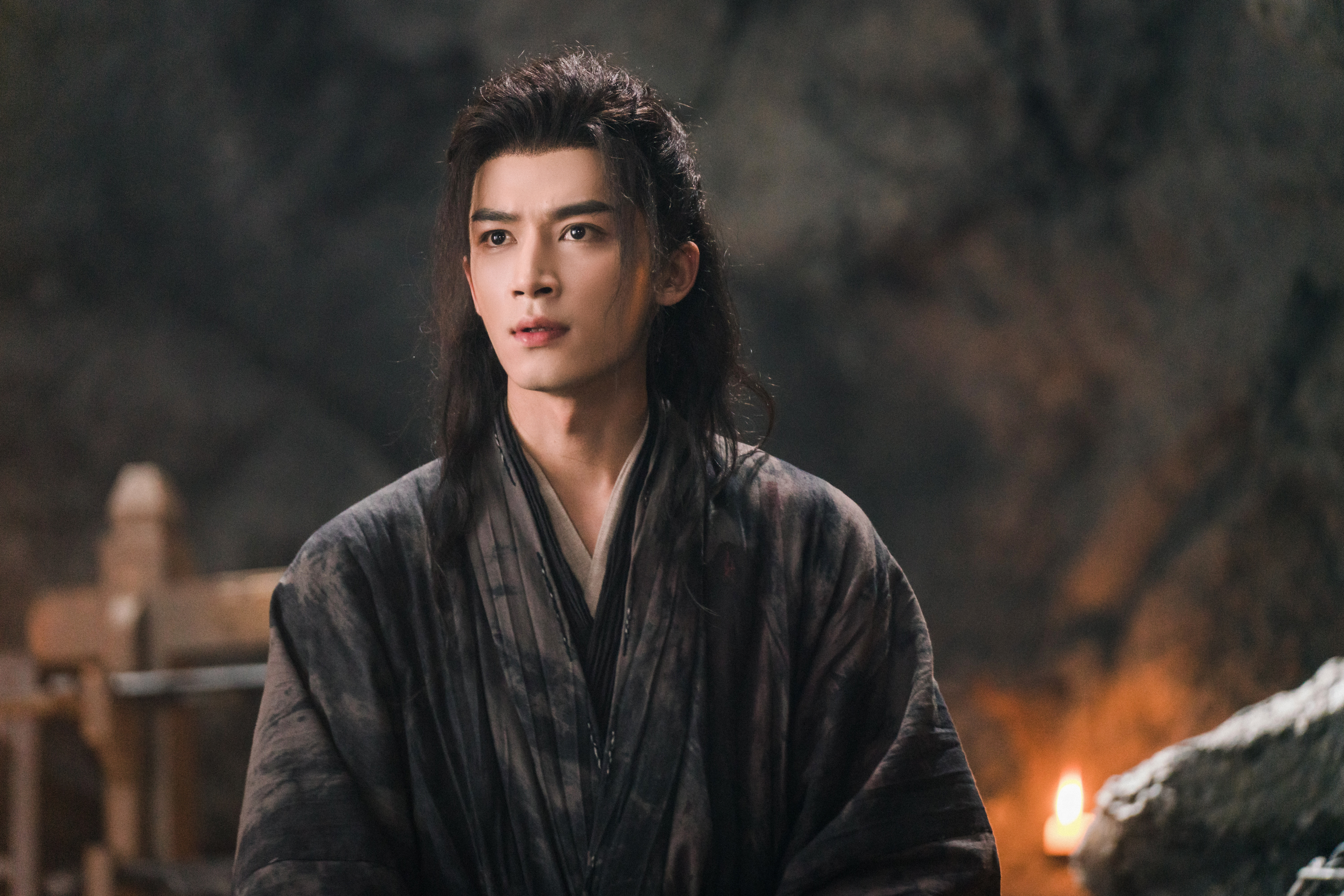 这个微卷泡面头造型不错[馋嘴][馋嘴][馋嘴]王星越 《定风波》萧北冥 ​​​