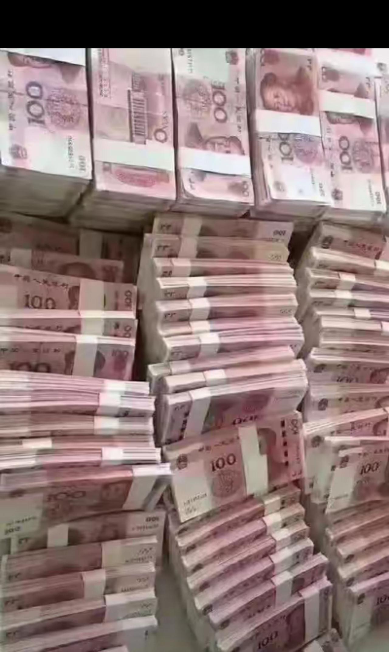 陕西咸阳，一女子有1000万，她接到某银行负责人电话，说他存款任务没完成，让女子