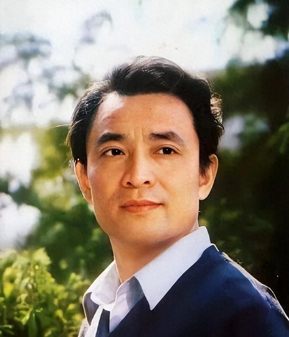 1993年石维坚劝蒋纬国回大陆探访，蒋纬国坦言：回去之后恐怕再也无法回到台湾！