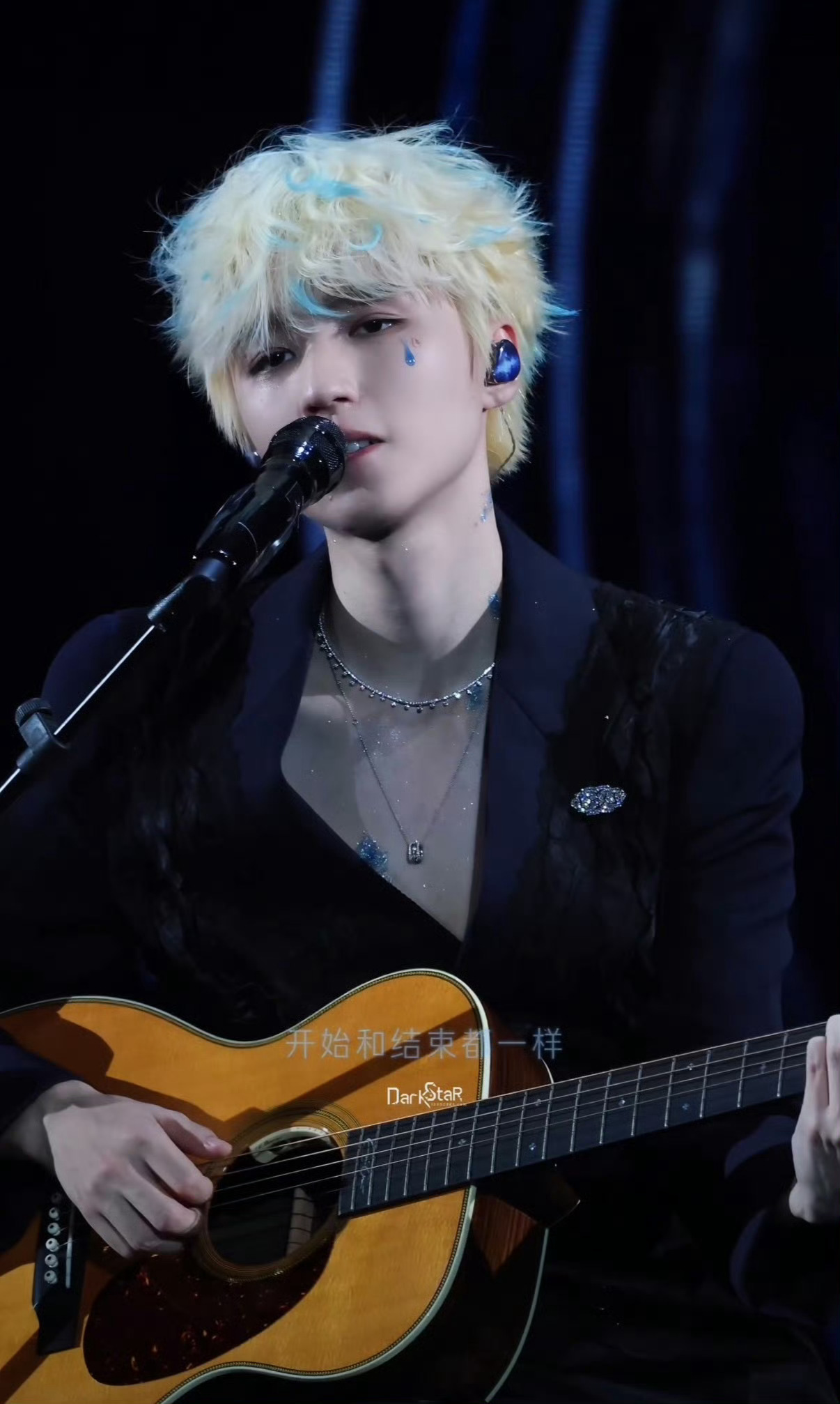 王俊凯💙王俊凯电影刺猬💙💙王俊凯首张同名专辑wjk   💙💙王俊凯演唱