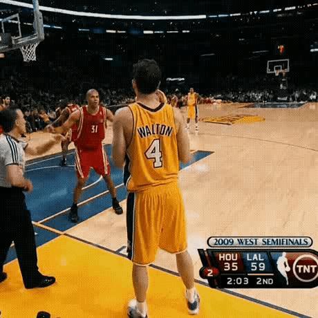 论接球就投，没人能比得过科比，潇洒又命中率高