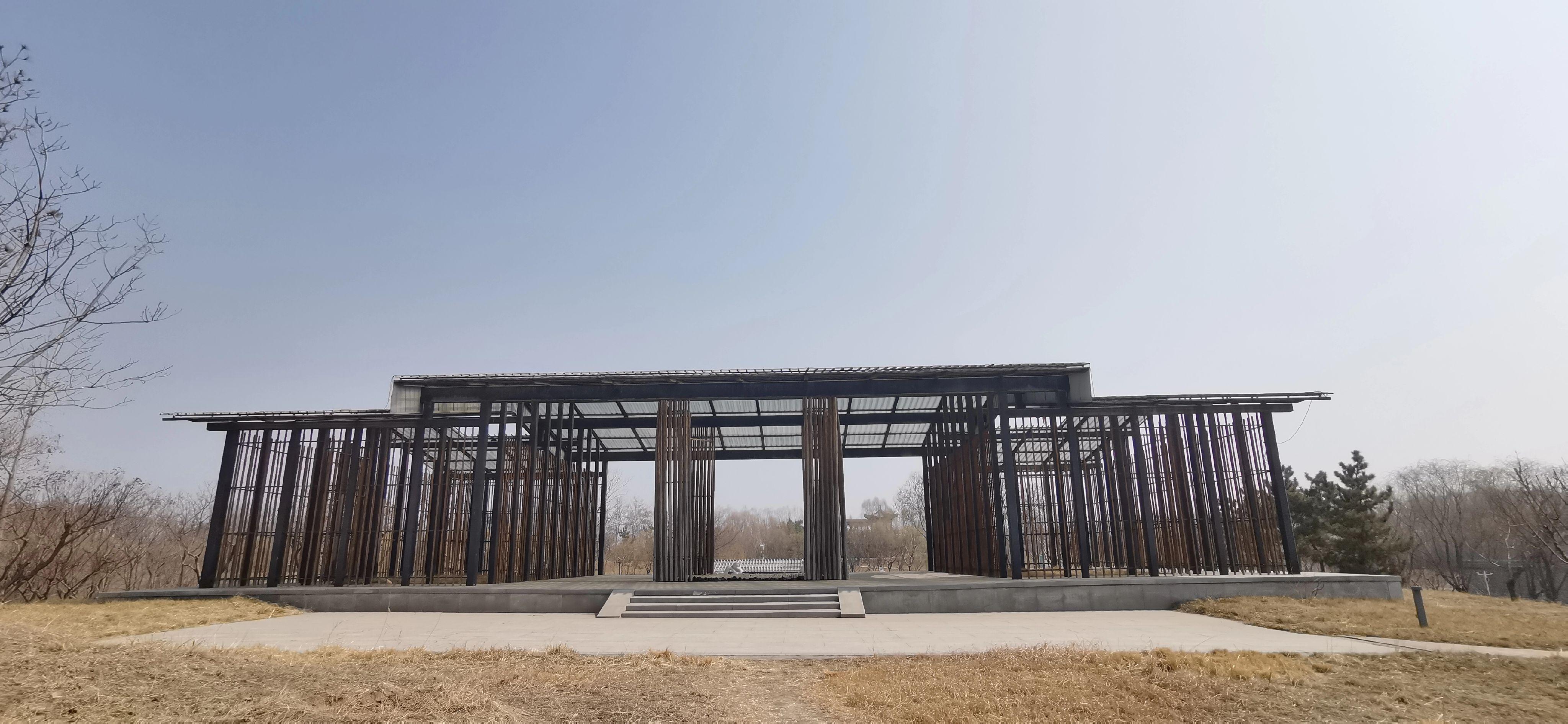 读书的意义。物质的贫穷，能摧毁你一生的尊严，精神的贫穷， 能耗尽你几世...