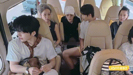 柯淳借出去的钱没打算要一路繁花 柯淳太懂事了！创业失败瞒爸妈许久，不愿让家人操心