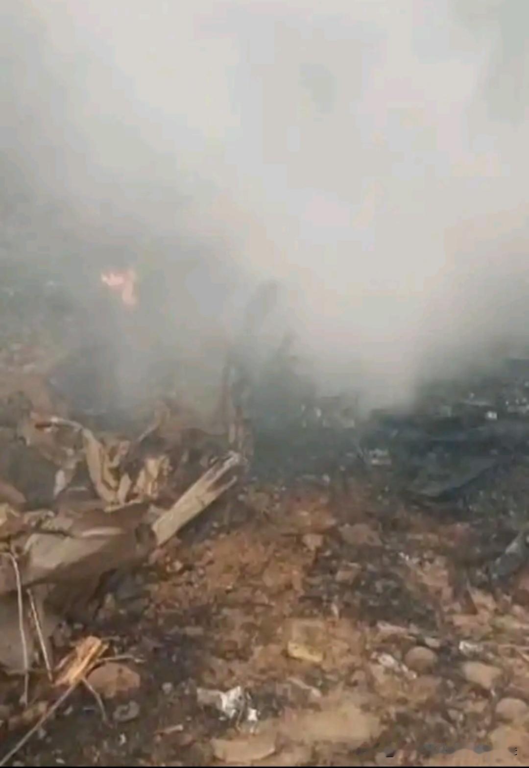 印度政坛地震！副首席部长专机坠毁6人遇难，黑匣子数据曝出致命细节

——庞巴迪客