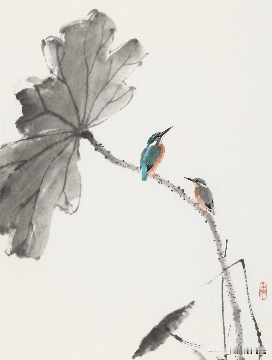 墨韵点羽，灵动静立枝头，生机盎然。
李迷糊翠鸟图分享 荷池翠鸟 
翠鸟