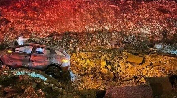 比亚迪硬扛导弹 人员毫发无损
近日，一枚伊朗导弹在耶路撒冷周边区域发生爆炸。现场