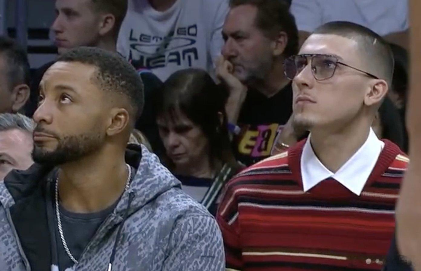 两位坐在替补席的大腿不要慌，我们有小巴特勒[doge]黄蜂vs热火新赛季篮不住 