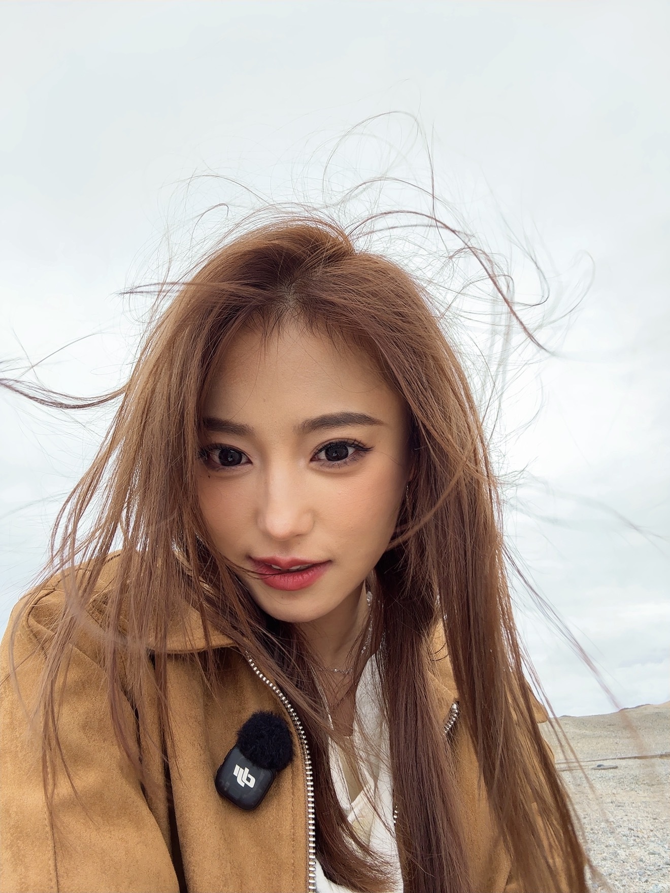 来大西北真是精致不了一点[无聊]这两天的状态就是冻的的的瑟瑟吹的疯疯癫癫  ​​