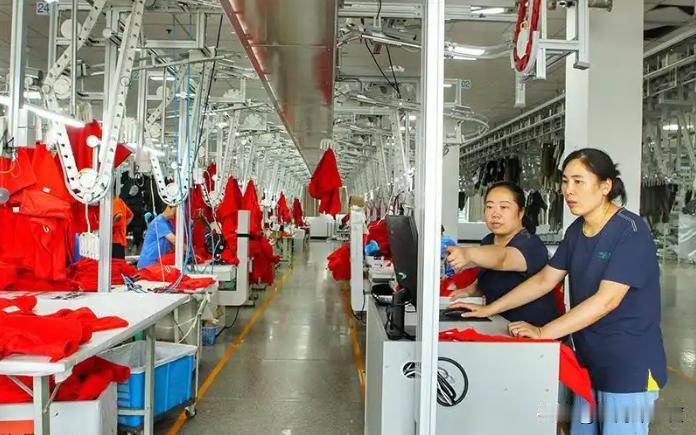 我市5G工厂建设，从2023年煤电领域的“破冰”，到2024年制造业、民营企业的