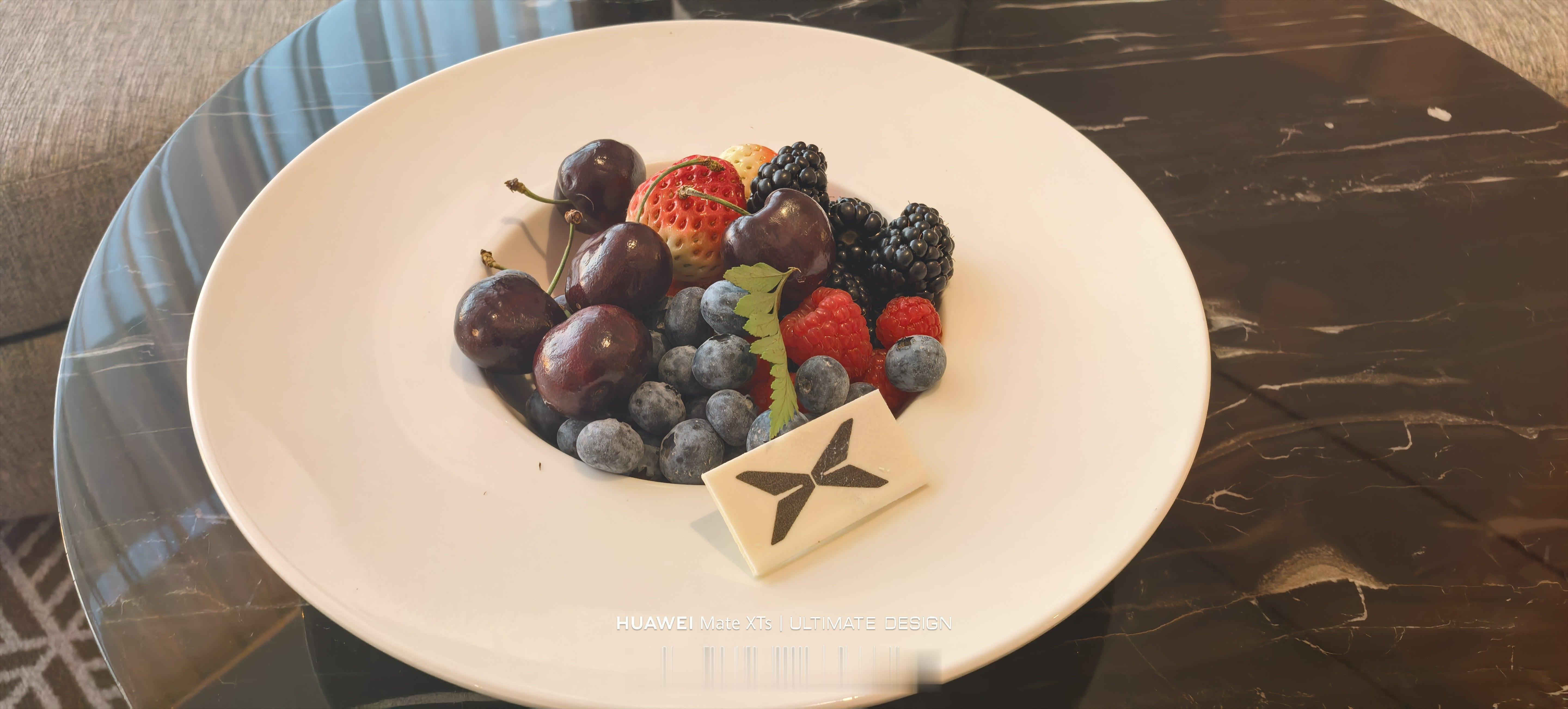 26年第一场试驾，来体验一下26款的小鹏P7+和小鹏G7~这个欢迎水果真不错~晚