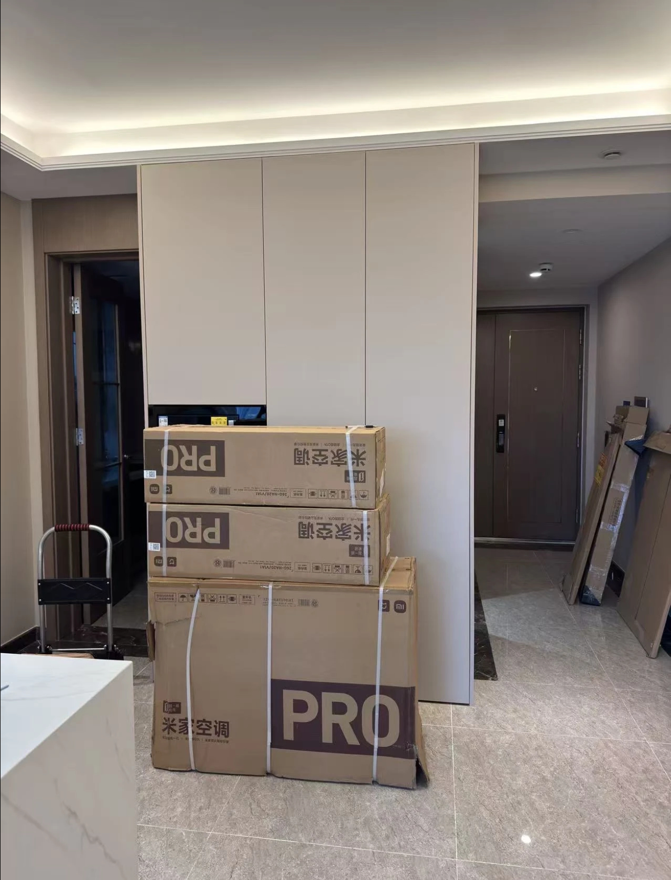选空调走线上还是门店，其实各有优势吧这两条方向线上线下买空调到底有何差别线上价格