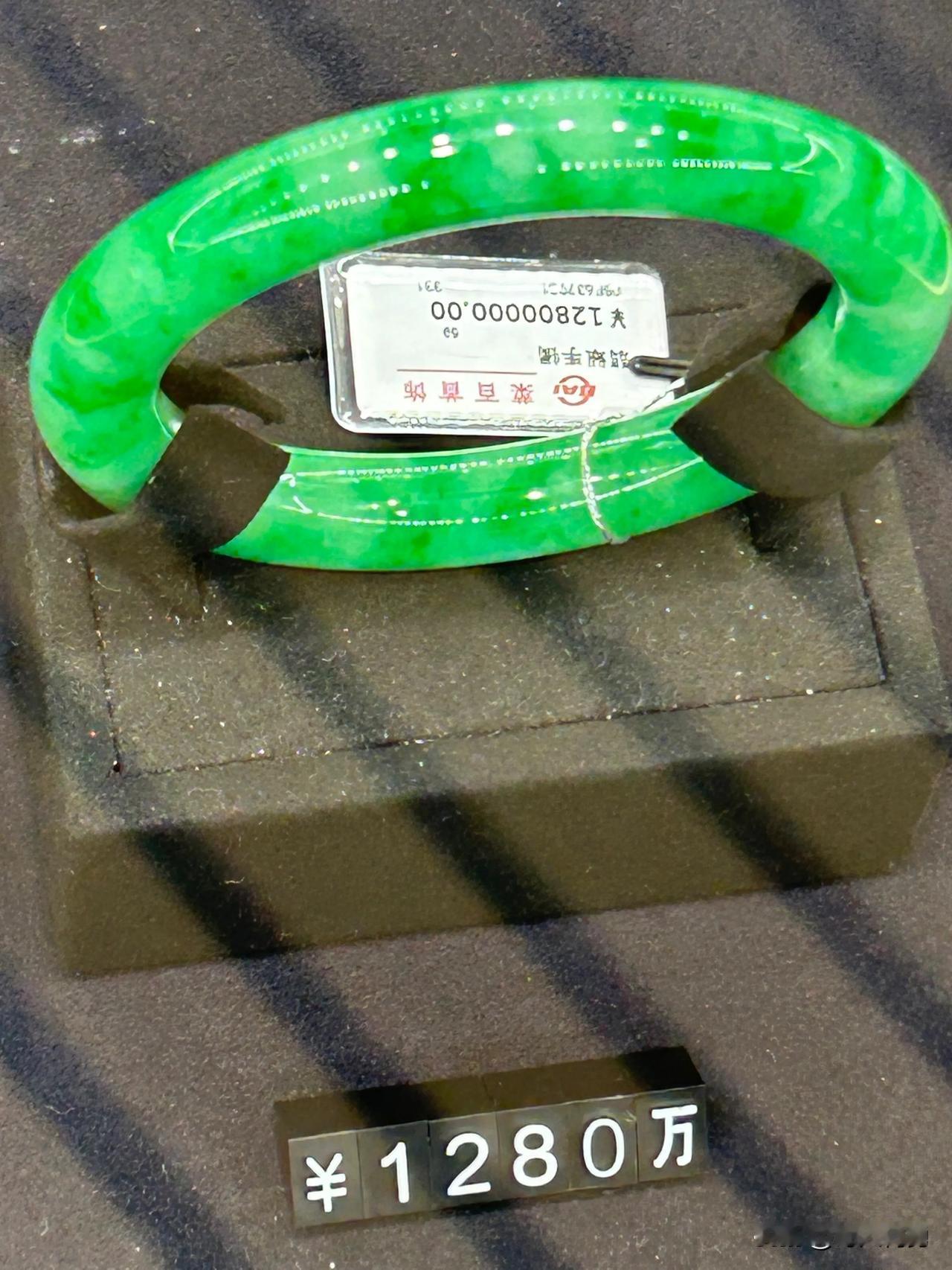 有的人出生就在罗马，有的人出生就是牛马！