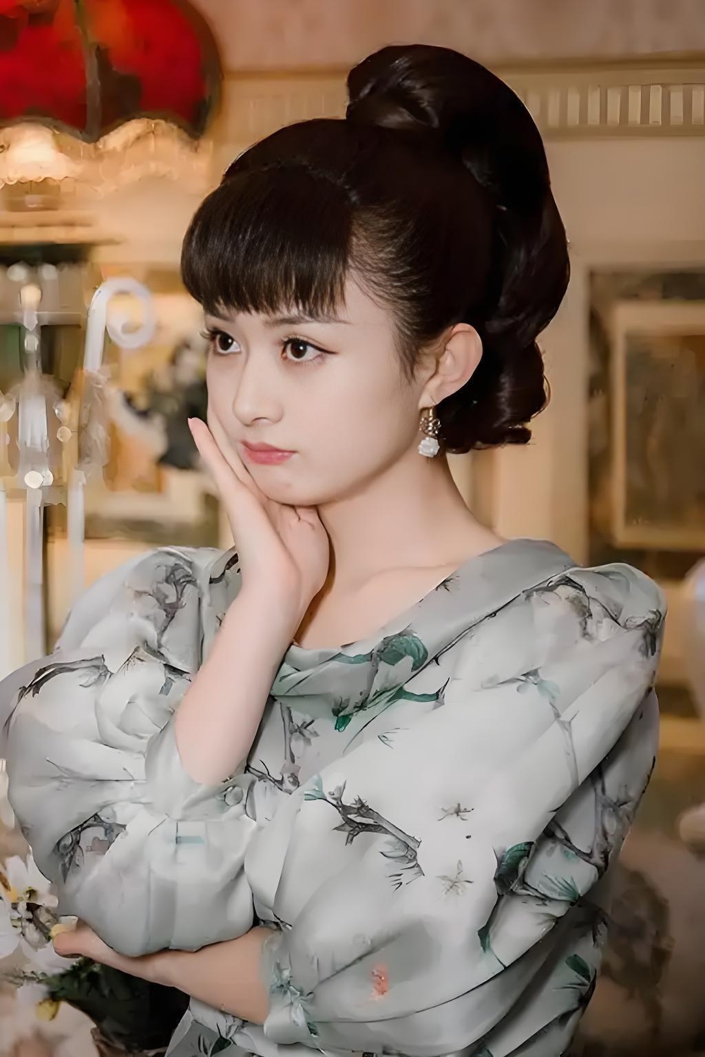 赵丽颖版尹新月的含金量还在上升尹新月 赵丽颖“在民国悬疑剧老九门中，赵丽颖饰演的