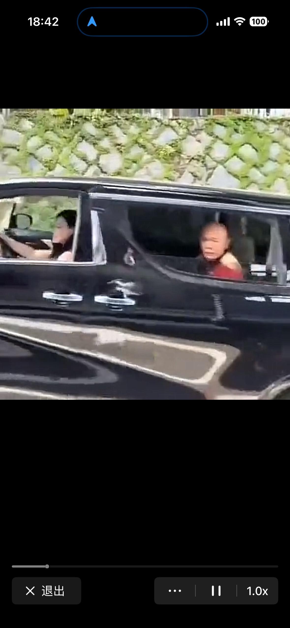 国内很多企业家宁愿把钱给寺庙和尚，都不愿意把工资抬高一点点。把钱给了寺庙，美其名