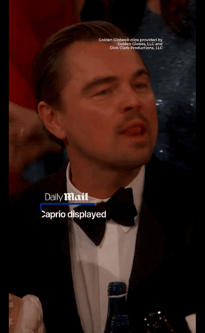 小李子金球奖表情管理失败因为泰坦尼克号，莱奥纳多一直受到我国观众的偏爱，并有了个