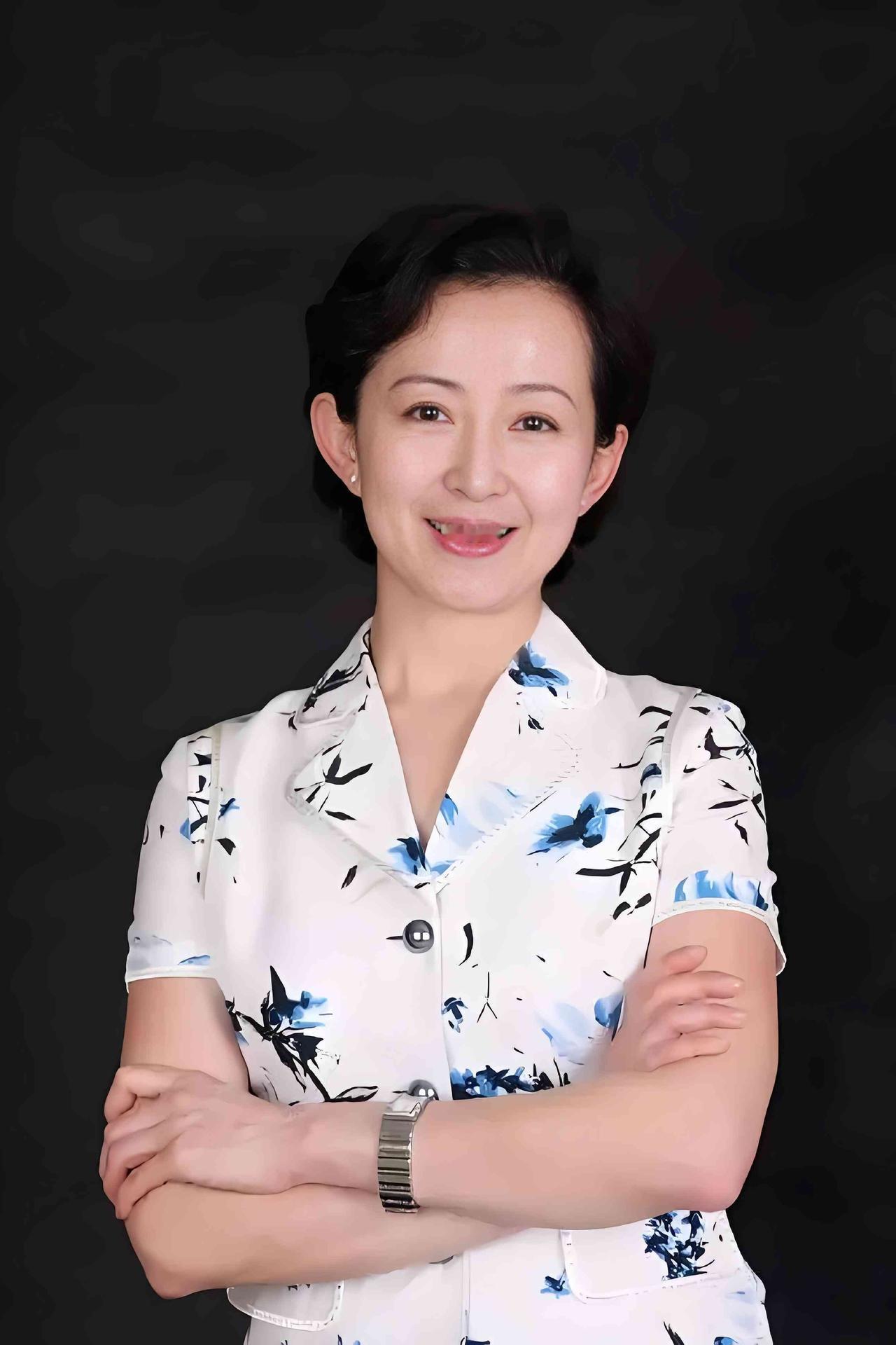 刘红梅（1965年12月—2026年5月29日），中央戏剧学院教授、博士生导师，