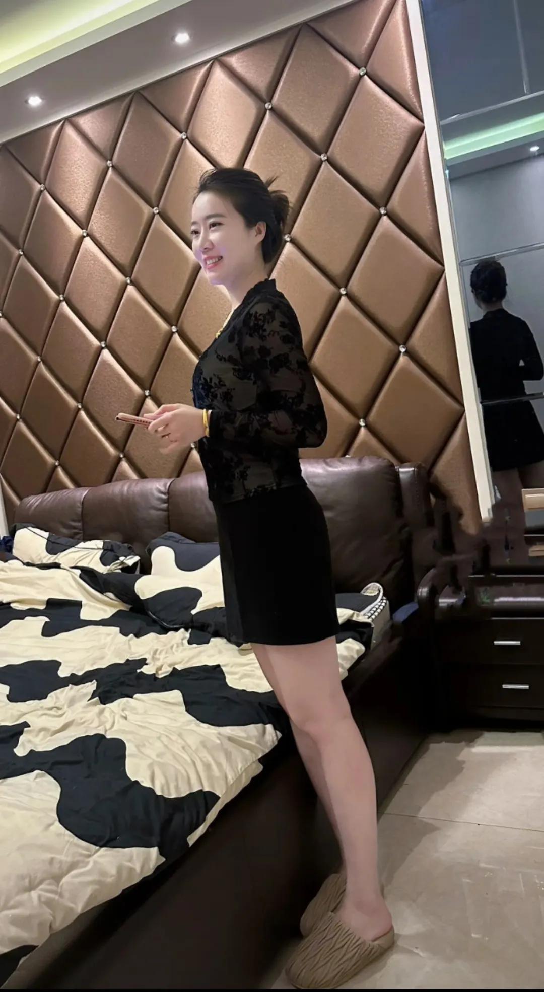 好甜蜜的笑，笑靥如花高清美女 身材 身材