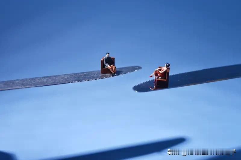 人与人之间，最好的关系不是利益牵绊，而是纯粹不功利。杨绛先生说“我用真心待你，但