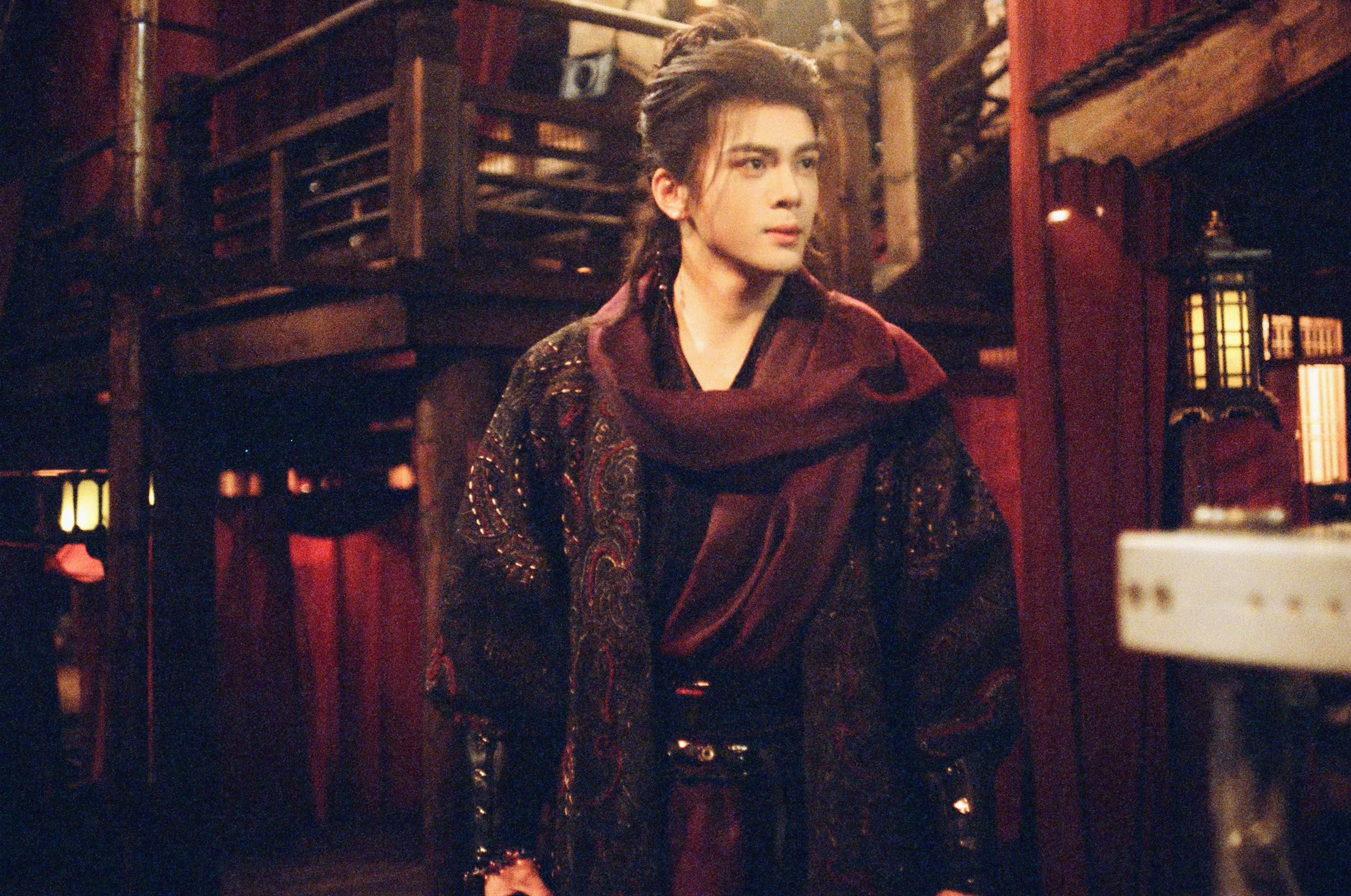 《月鳞绮纪》完结，曾舜晞发文告别武拾光 