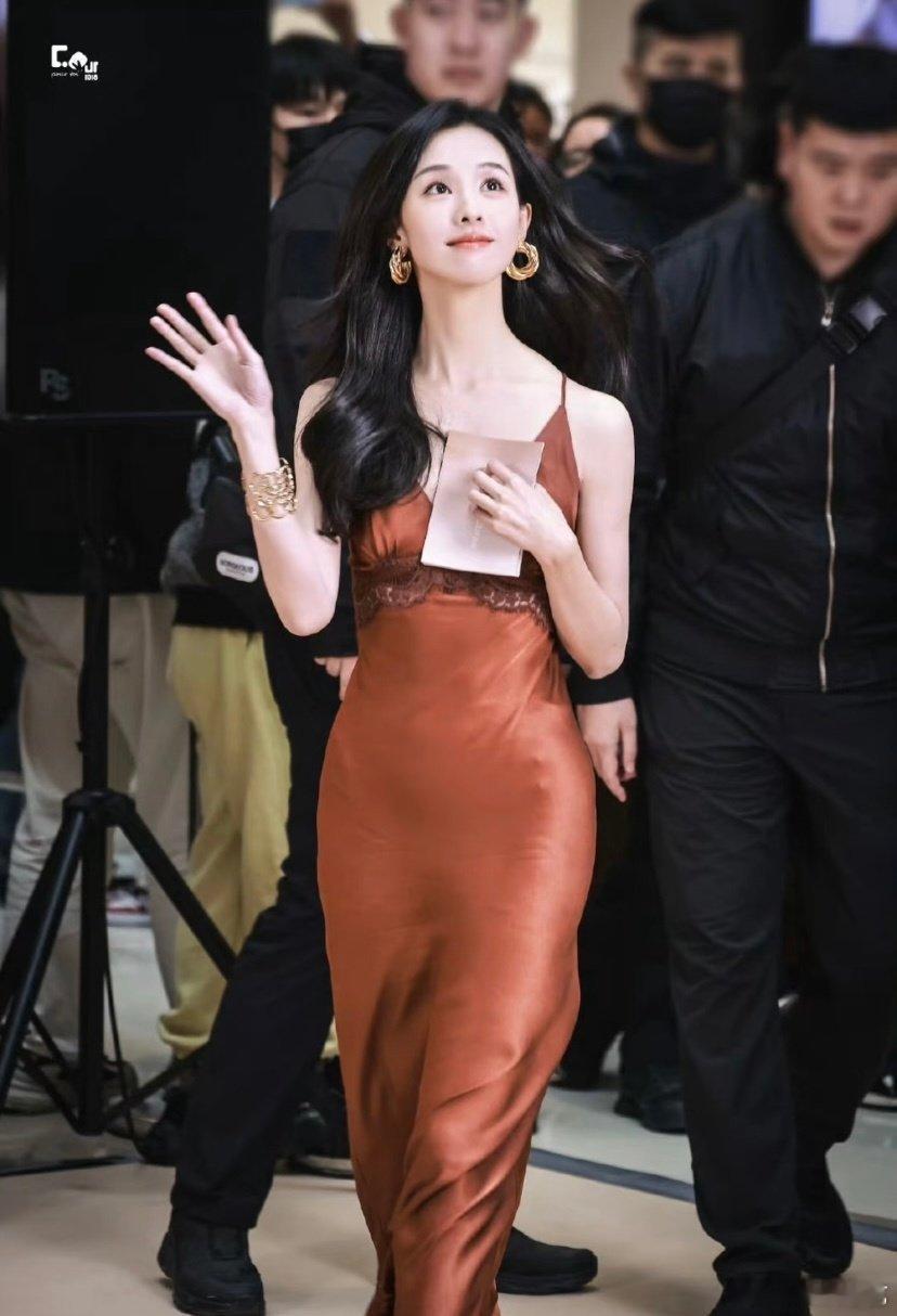 陈都灵对视 完全小说情节好像和陈都灵对对视啊 ​​​