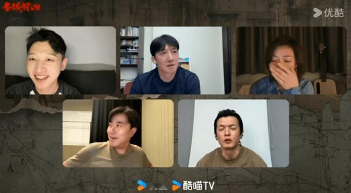 万茜直播明目张胆找AI救场万茜直播答题上演社死现场，偷偷找AI救场被逮住，真实鲜