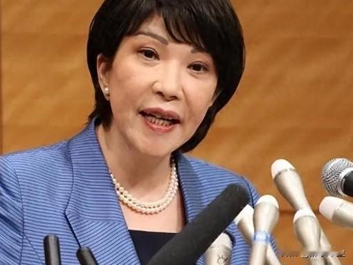 高市：东洋的阴谋！
小日子的政客们，或许揣着明明白白的阴谋，他们只把高市当作过河