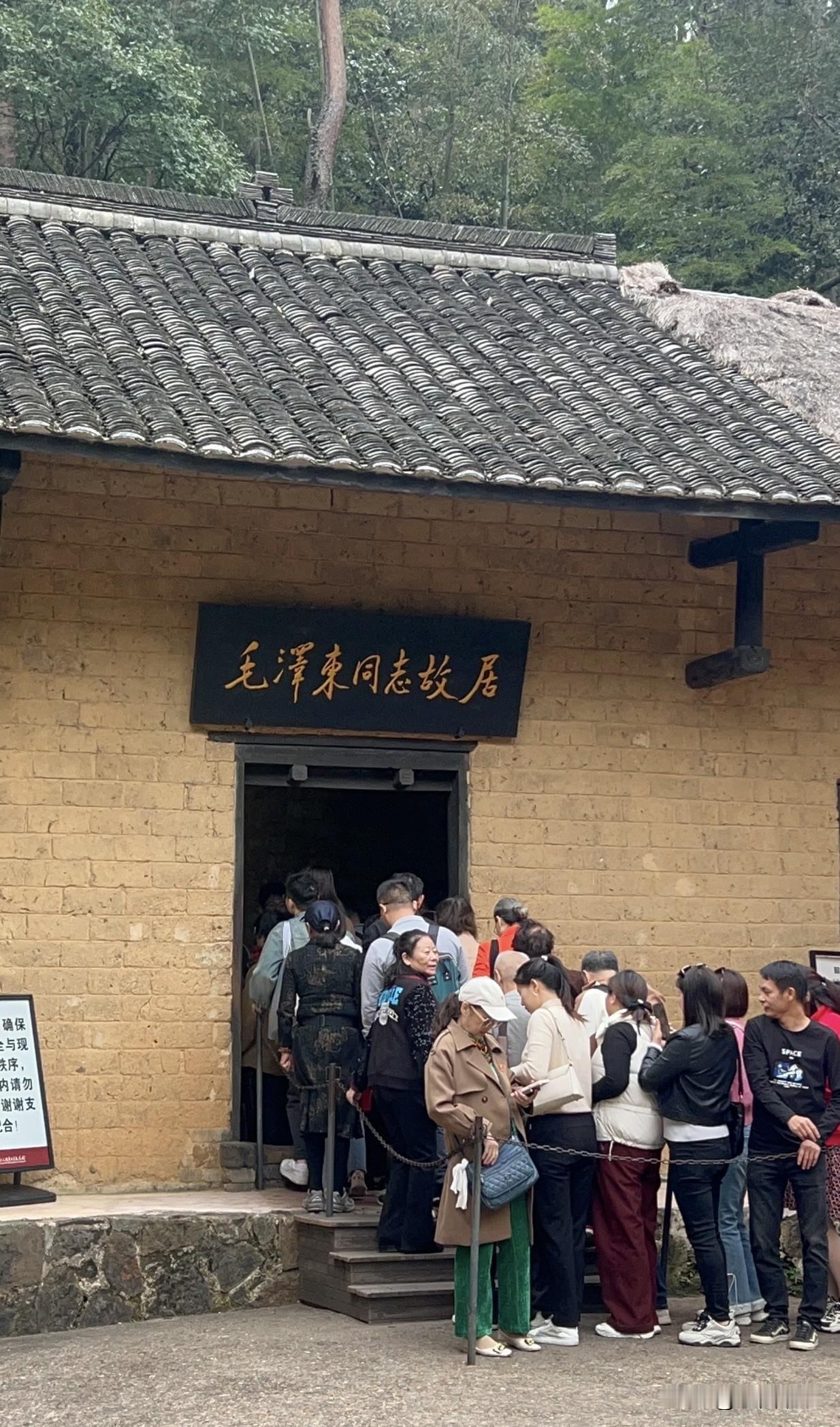 这就是中国人气最高的土房子，没有之一！你们说是吗？