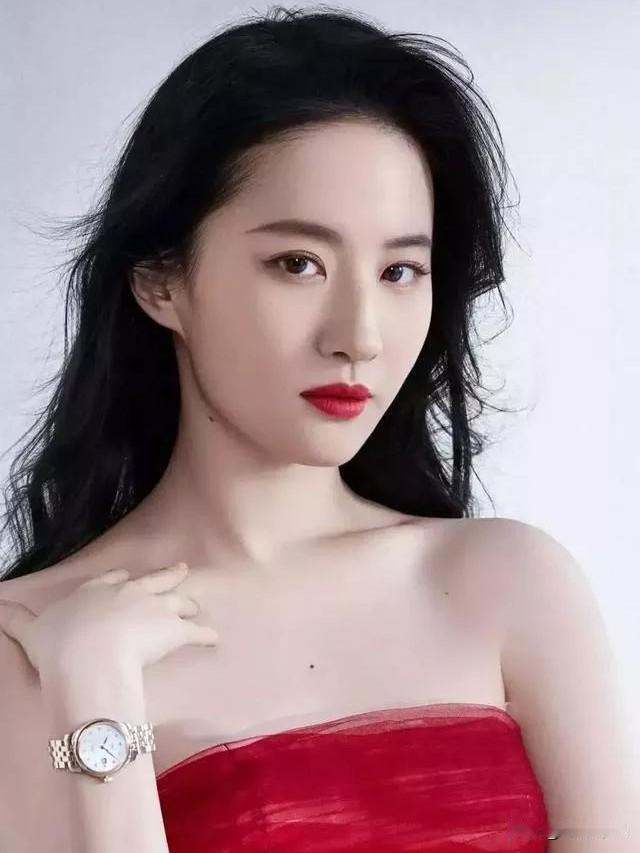 红亦刘亦菲
火亦刘亦菲
红红火火
刘亦菲