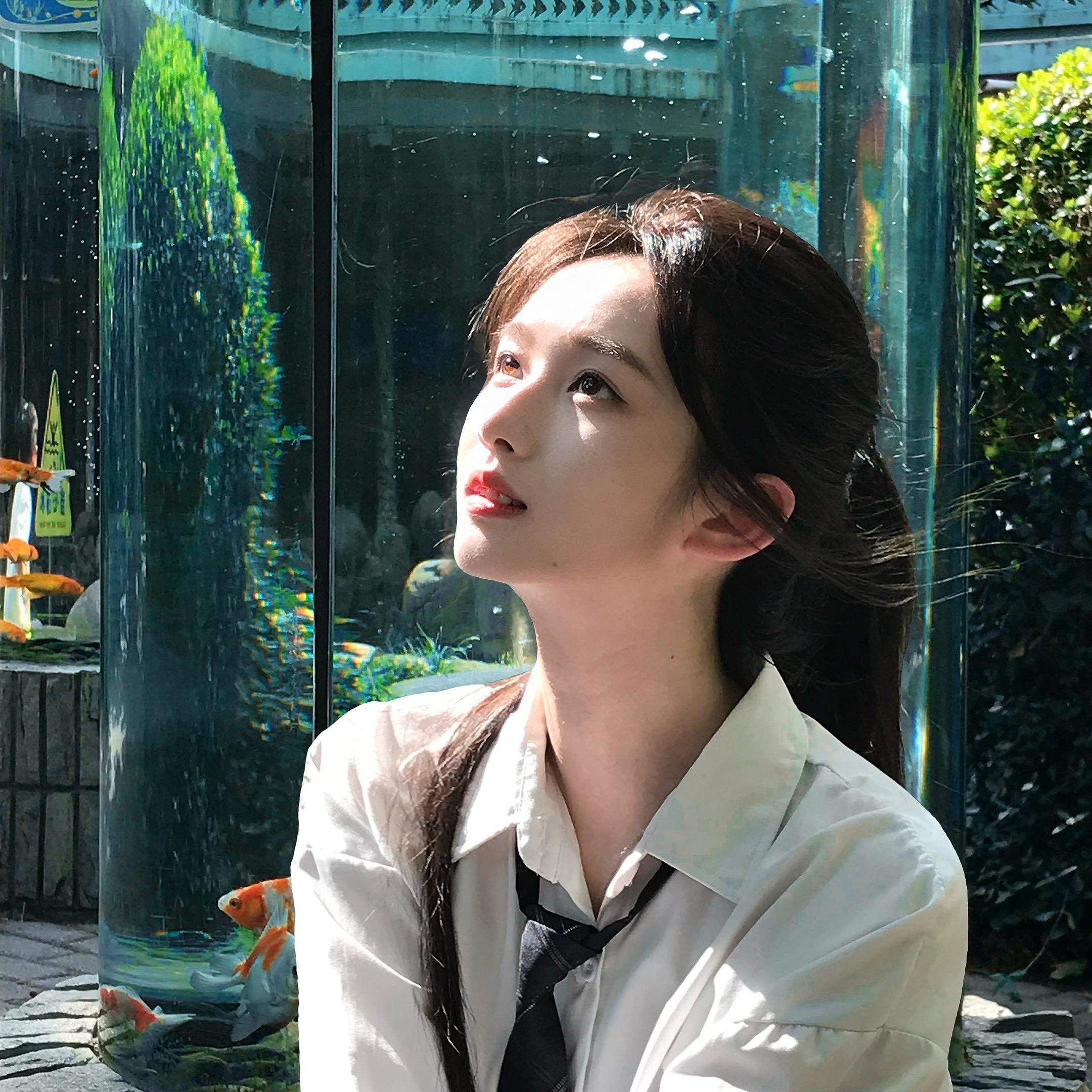 恋人手中樱花草 听见胸膛心在跳