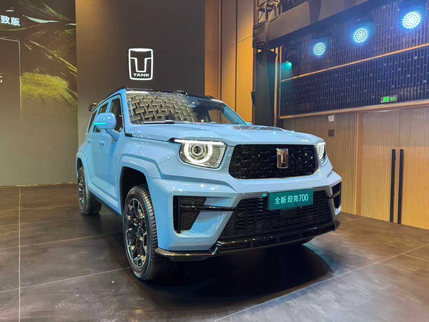 【全新坦克700正式上市 售42.8万元起】4月20日，坦克品牌官方宣布全新坦克