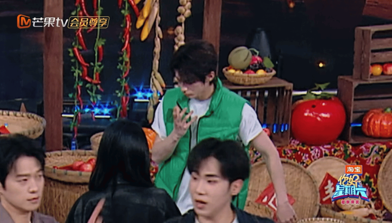 赖伟明随便一跳都是钓系谁懂啊!赖伟明随便一跳直接戳中我心巴💘 松弛感拉满还自带